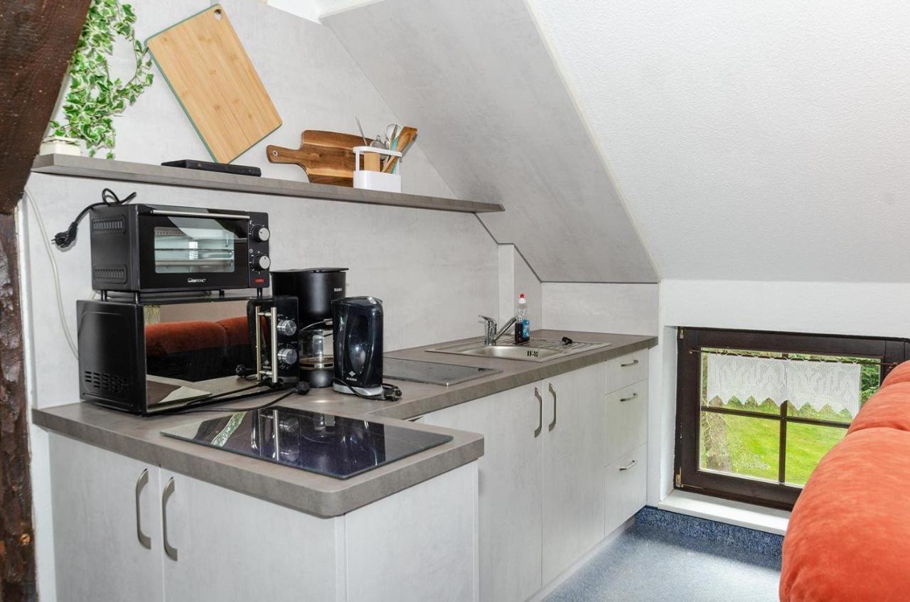 3-Raum-Fewo-Fuer-5-Personen-1-Aufbettung-Auf-Ruegen Apartman Schaprode Kültér fotó